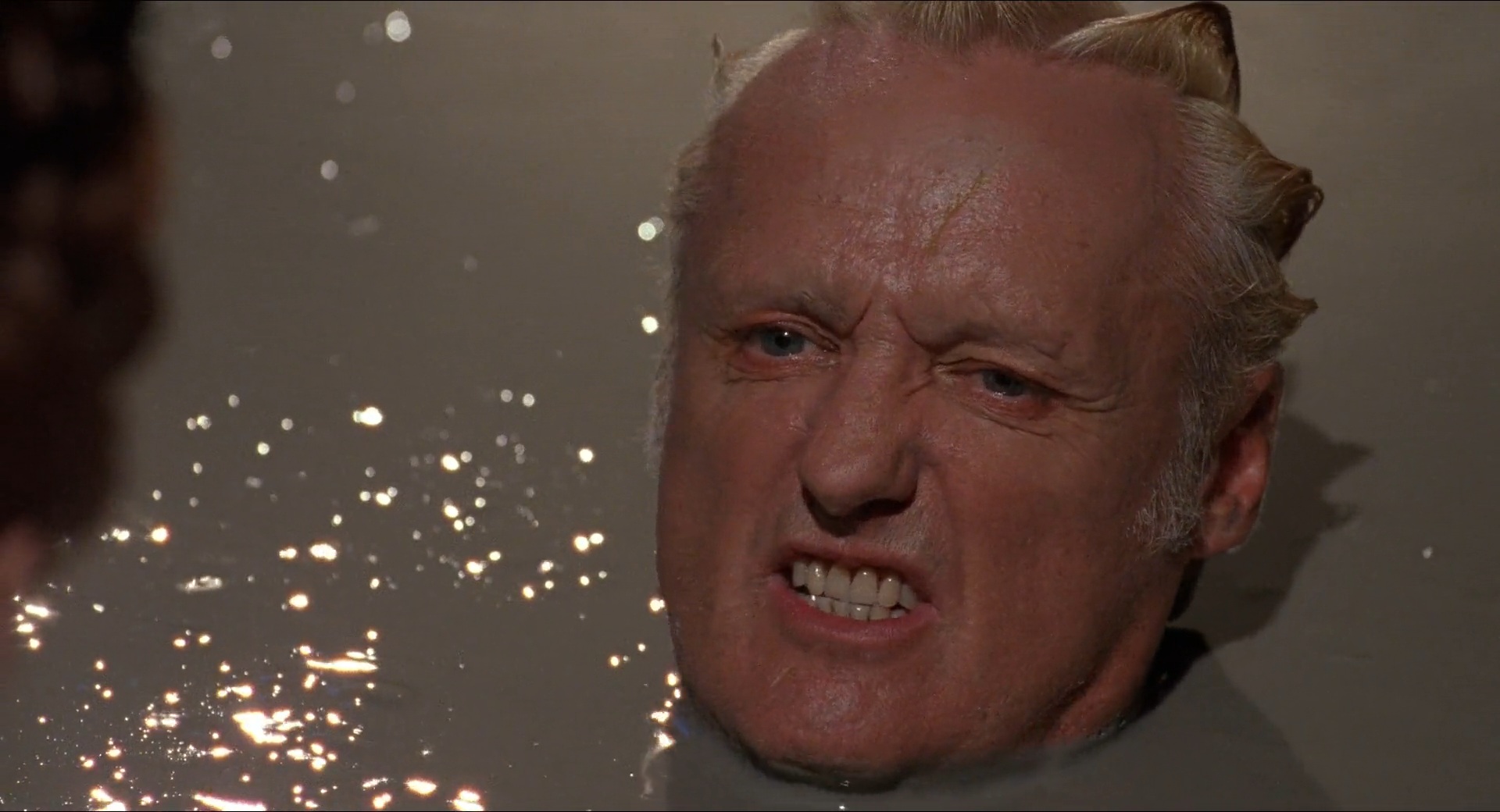 Bob Hoskins et John Leguizamo